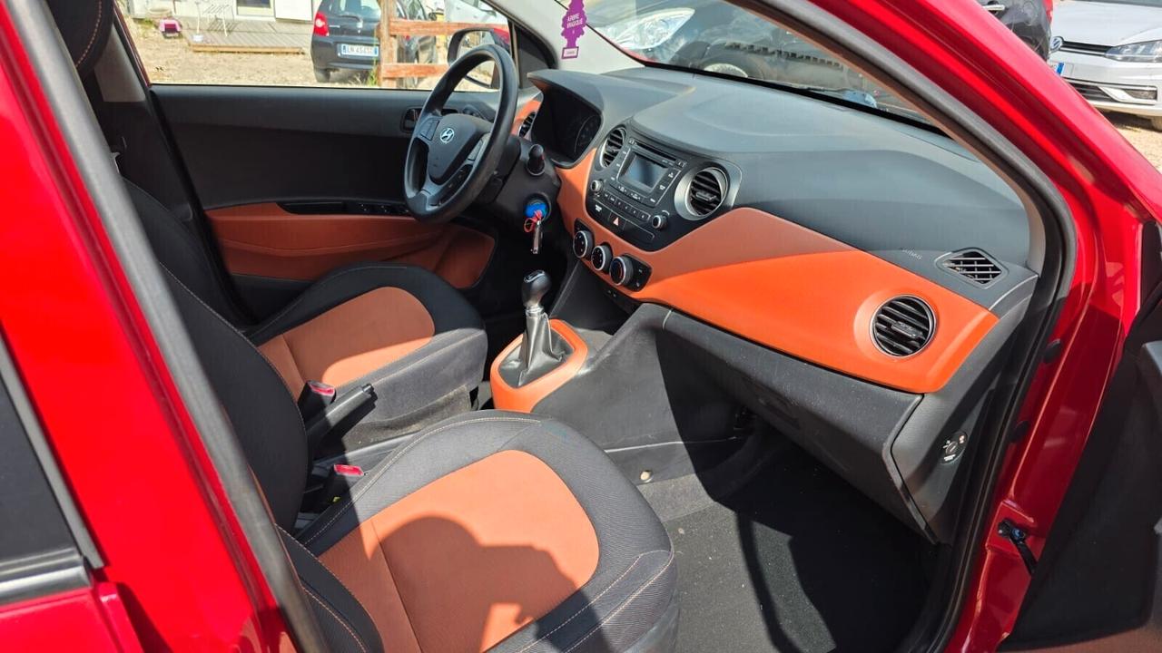 Hyundai i10 1.0 classic ( SOLO X COMMERCIANTI )