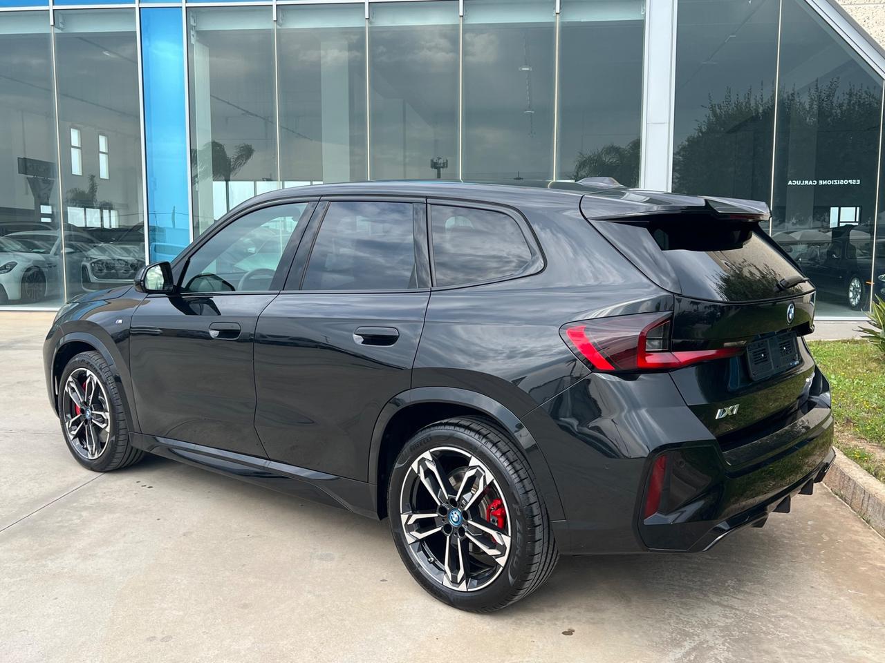 Bmw IX1 eDrive 20 Msport Pro possibilità noleggio no scoring