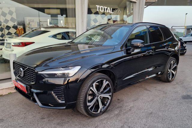 VOLVO XC60 B4 automatico Plus Dark IVA ESPOSTA