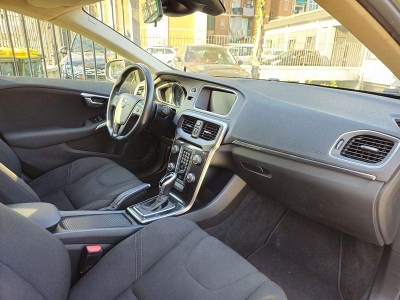 Volvo V40 Cross Country D2 Geartronic Cross Country