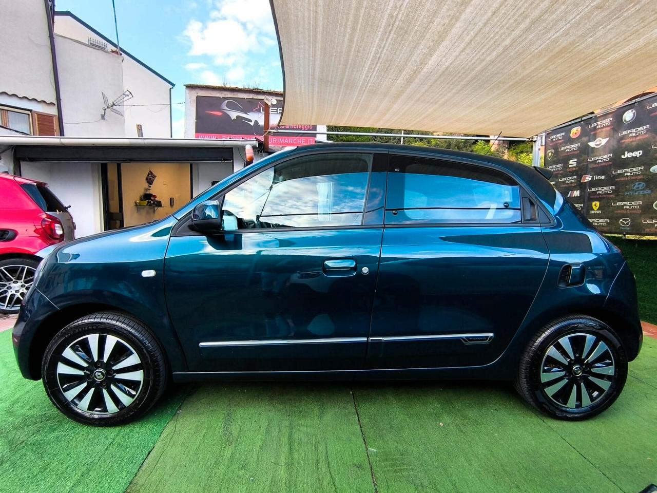 Renault Twingo SCe 65 CV Urban Night