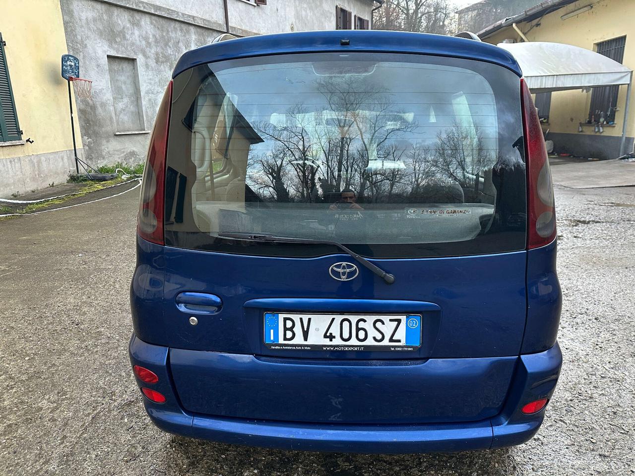 Toyota Yaris Verso 1.4 Tdi D-4D cat Sol