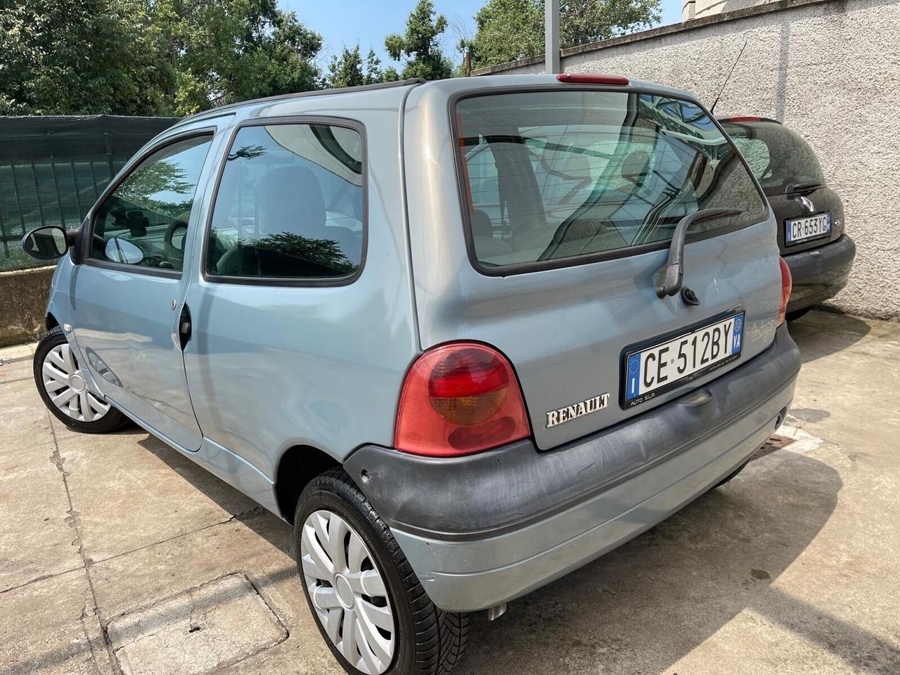 Renault Twingo 1.2i benzina neopatentati