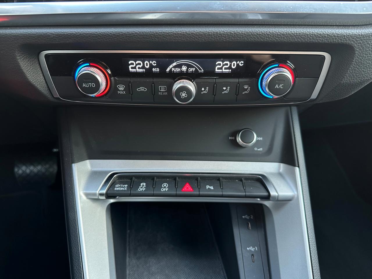 Audi Q3 SPB 40 TFSI quattro S tronic line edition