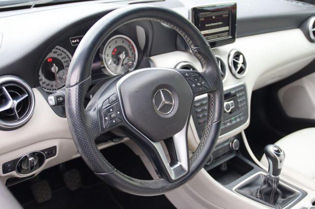 MERCEDES-BENZ A 180 Premium