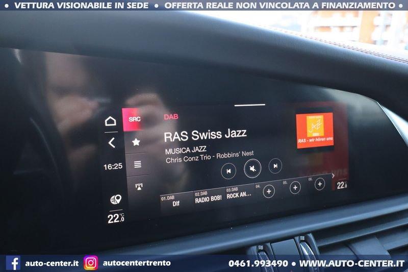 Alfa Romeo Giulia 2.0T 280cv AT8 Q4 COMPETIZIONE
