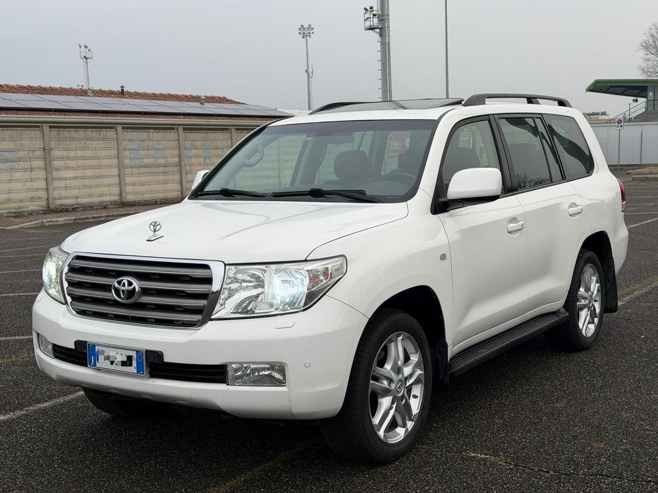 Toyota Land Cruiser 200 V8 4.5 7 p. MOTORE NUOVO !