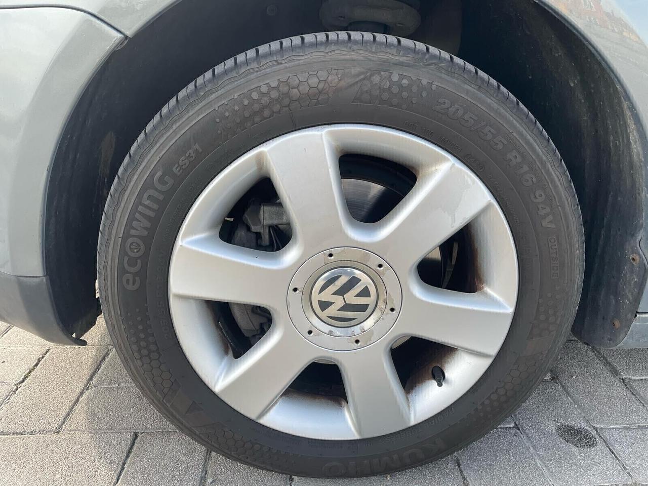 Volkswagen Touran 1.6 16V FSI Highline UNI.PRO 12 MESI GARANZIA