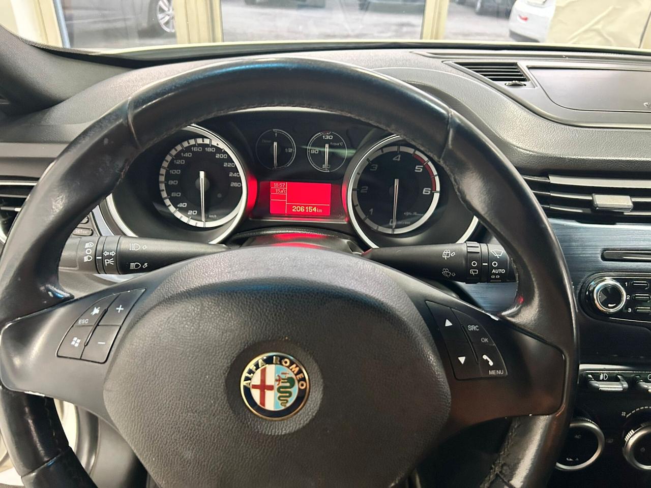 Alfa Romeo Giulietta 1.6 JTDm-2 2011