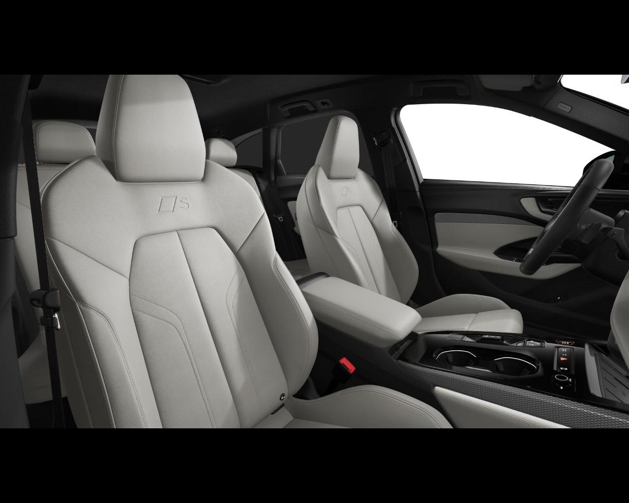 AUDI Audi A5 Avant S line edition e-hybrid quattro 220 kW S tronic