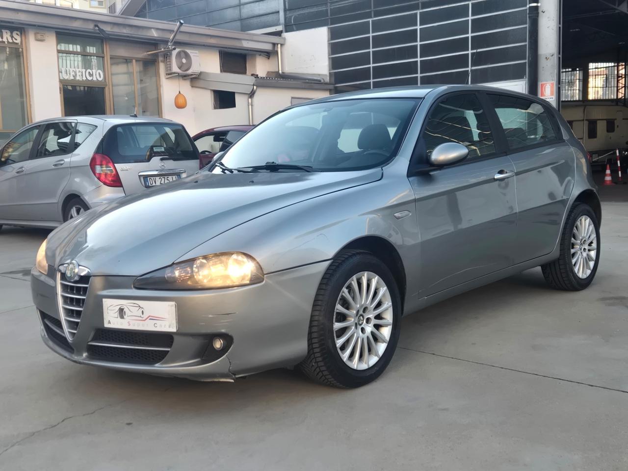 Alfa Romeo 147 5p 1.9 jtd Murphy&Nye 120cv