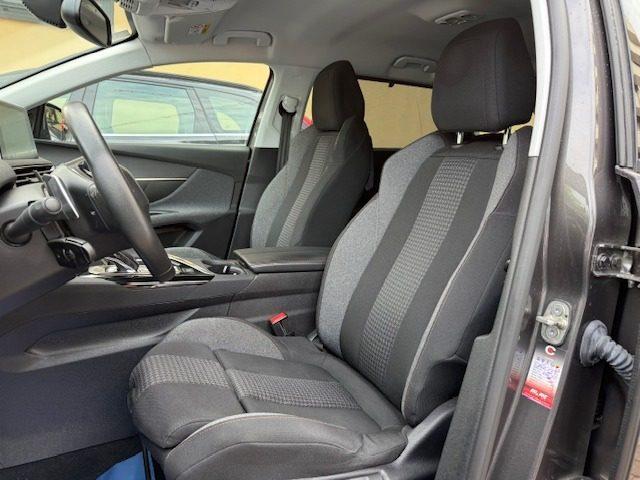 PEUGEOT 5008 BlueHDi 130 S&S EAT8 Allure