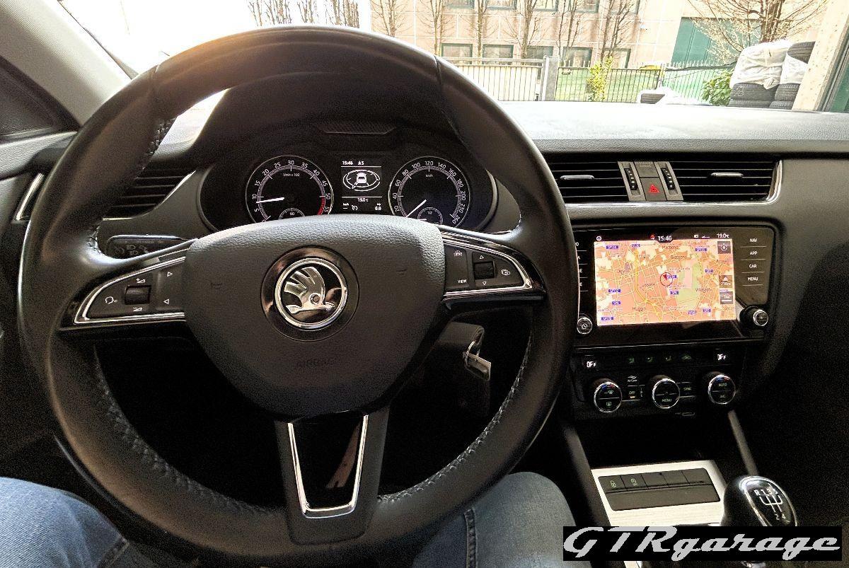 SKODA Octavia 1.6 TDI CR 115CV EURO6 Executive