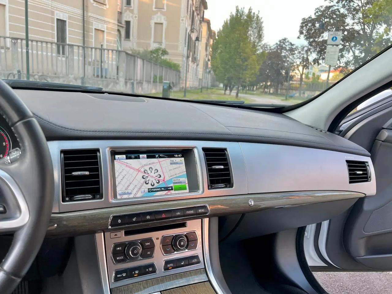Jaguar XF Sportbrake 3.0 D V6 24V Bi-turbo 275cv aut.8 S Premium Luxury