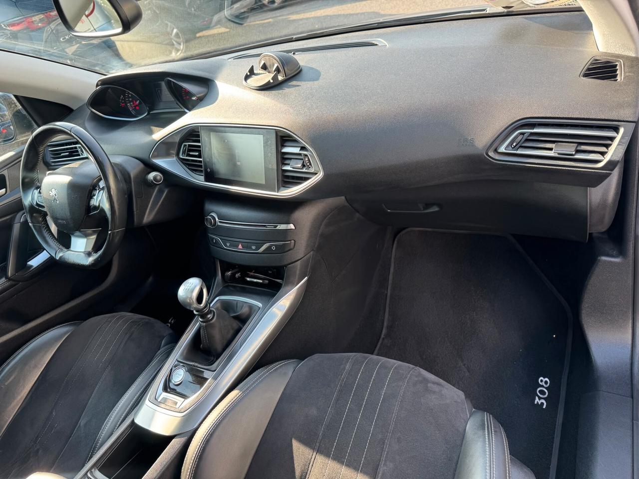 Peugeot 308 1.6 e-HDi 115 CV Stop&Start Allure