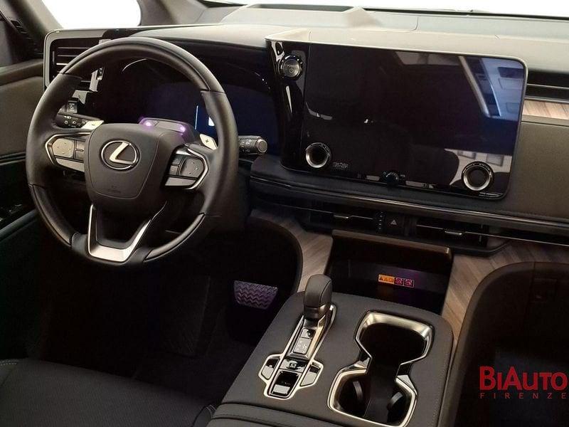 Lexus LM LM 2.5 hybrid Luxury 206cv 7p.ti auto 4WD