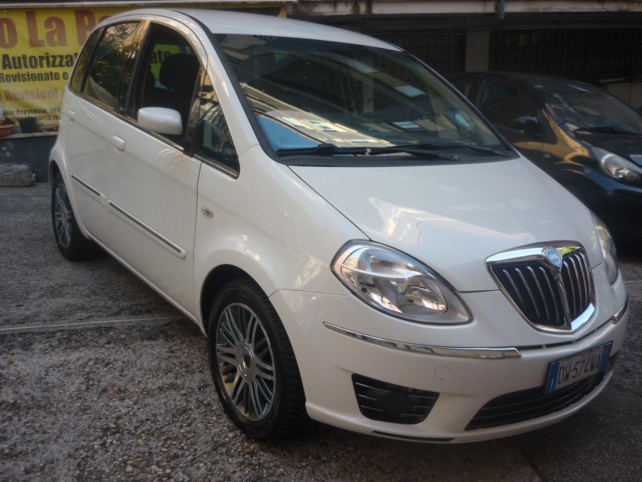 Lancia MUSA 1.4 16V EURO 5 Oro Plus