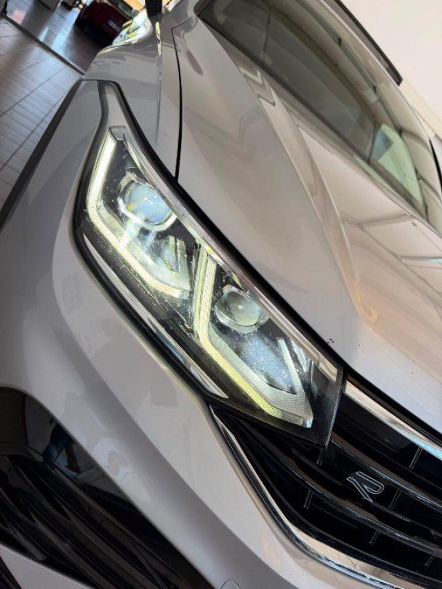 VOLKSWAGEN Tiguan 2.0 TDI DSG 4MOTION R-Line //TETTO//PELLE/LED