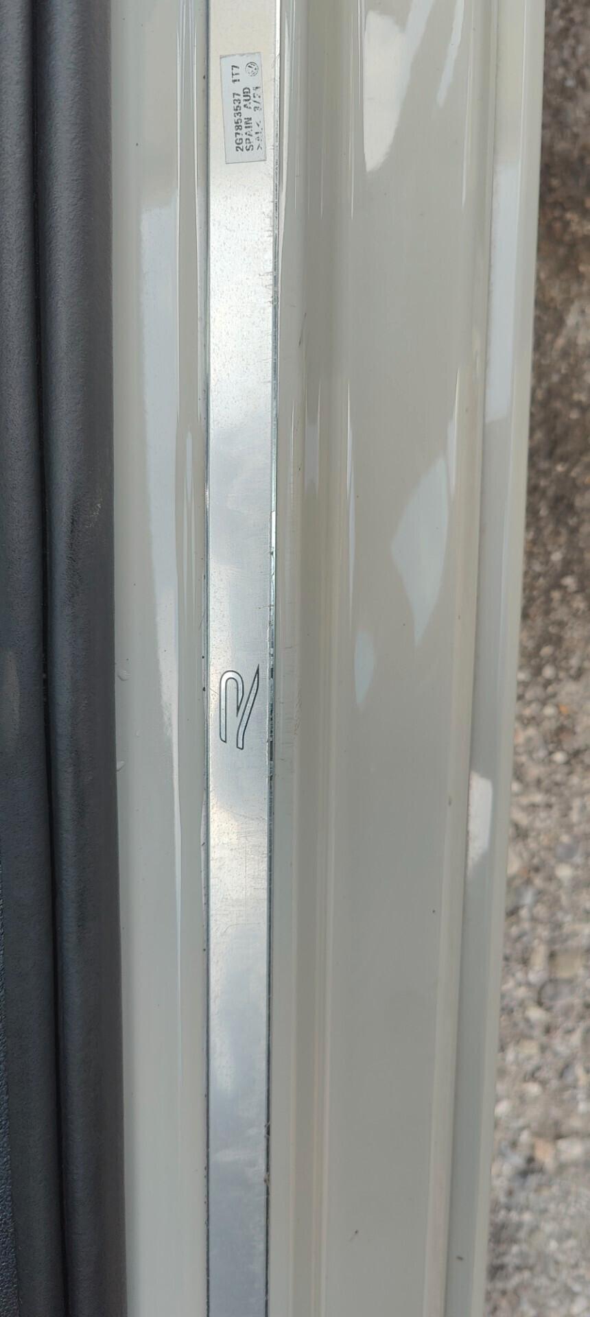 Volkswagen Taigo 1.0 TSI 115 CV DSG R-Line