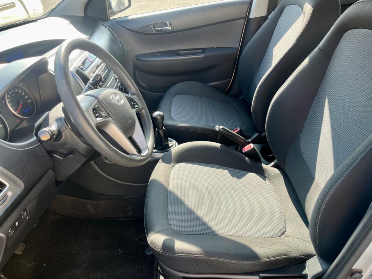 Hyundai i20 1.2GPL 2013 139.000km bombole revisionate fino all 2033