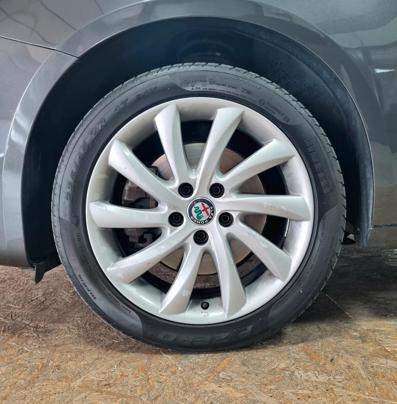 ALFA ROMEO GIULIETTA 2.0 JTDm-2 150 CV EXCLUSIVE