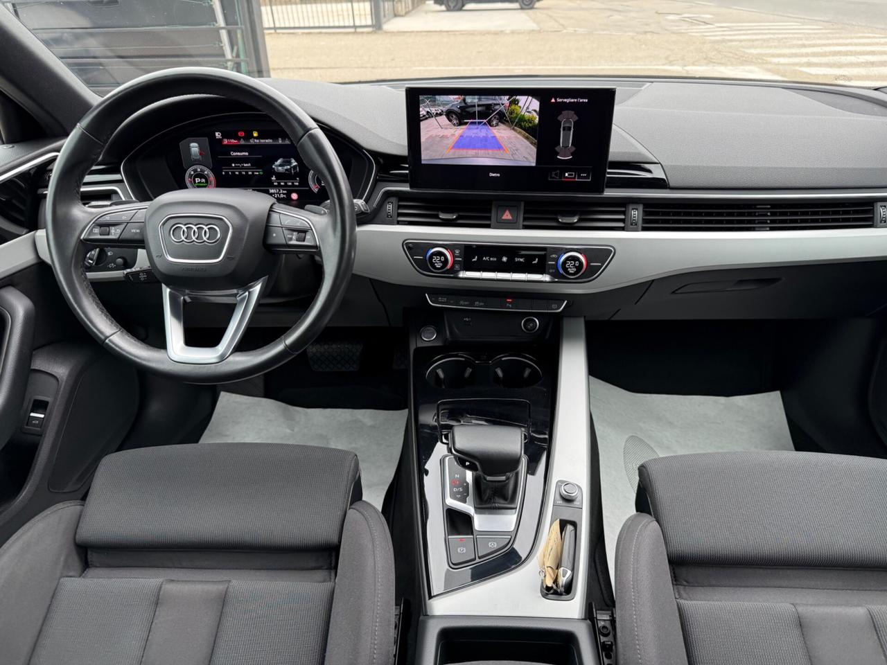 Audi A4 Avant 35 TDI/163 CV S tronic S line edition .IVA ESPOSTA