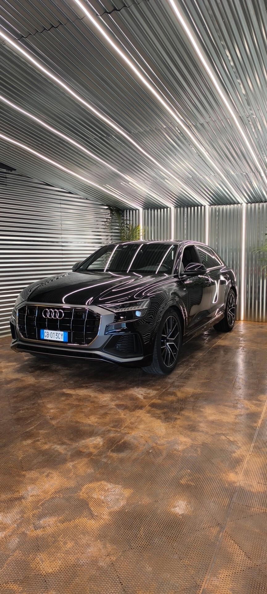 Audi Q8 45 TDI quattro tiptronic Sport S-Line