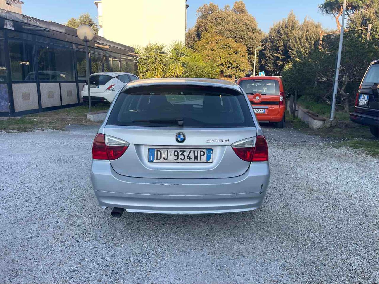 BMW 320 d - TOURING - AUTOMATICA - FUTURA