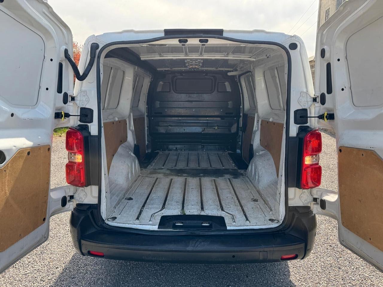 Peugeot Expert Long Euro 6