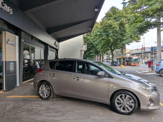 TOYOTA Auris 1.8 Hybrid Active Plus
