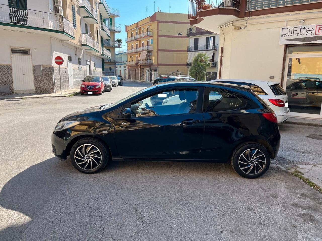 Mazda 2 Mazda2 1.3 16V 75CV 3p. Play