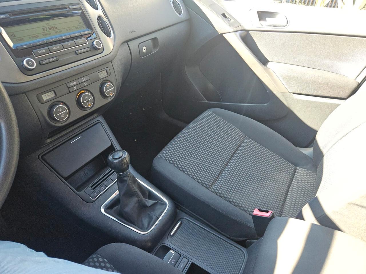 Volkswagen Tiguan 2.0 16V TDI DPF Sport & Style (18°)