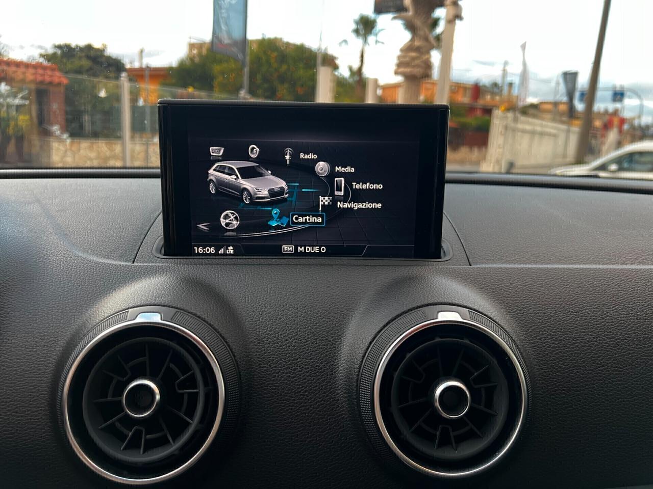 Audi A3 SPB 30 TDI S Tronic- 2019-NAVI