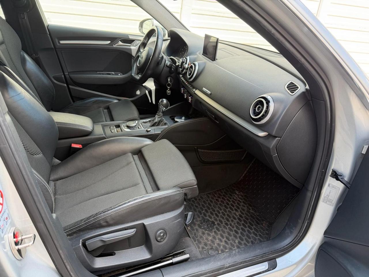 Audi A3 SPB 1.8 TFSI S tronic Ambition 5porte pachetto S-line