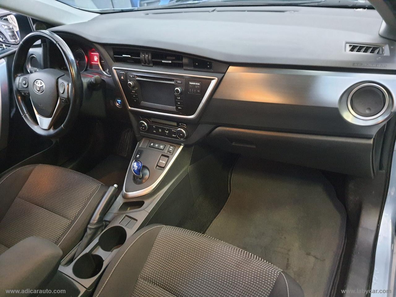 TOYOTA Auris 1.8 Hybrid Lounge