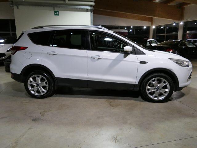 FORD Kuga 2.0 TDCI 150 CV S&S 4WD Powershift Titanium