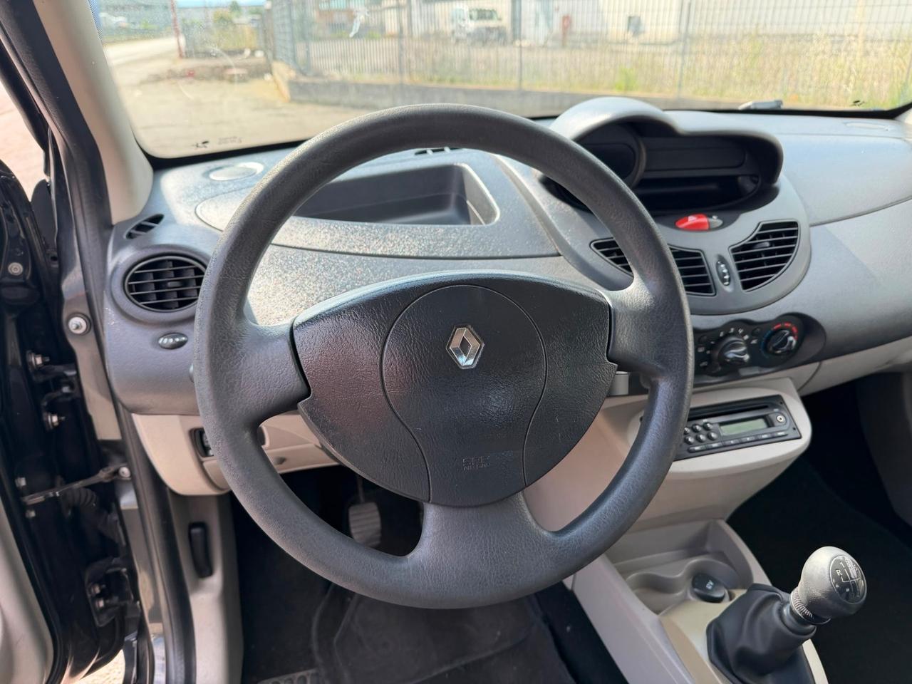 Renault Twingo 1.2 8V Le Iene