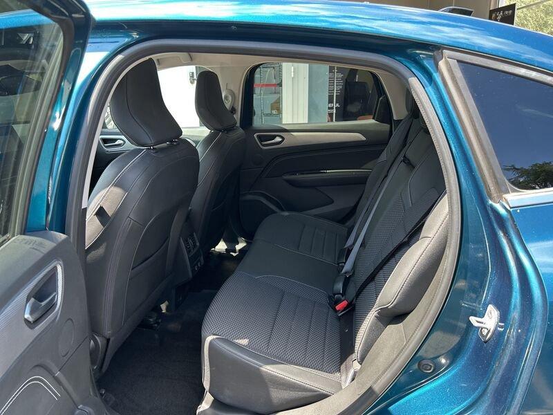 Renault Arkana 2021 1.6 E-Tech hybrid Intens 145cv