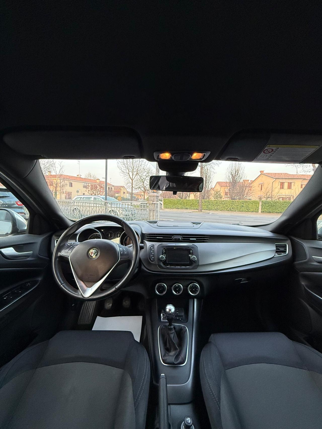 Alfa Romeo Giulietta 1.6 JTDm-2 105 CV Exclusive