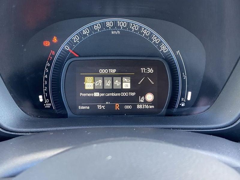 Toyota Aygo X 1.0B (72 CV) Active