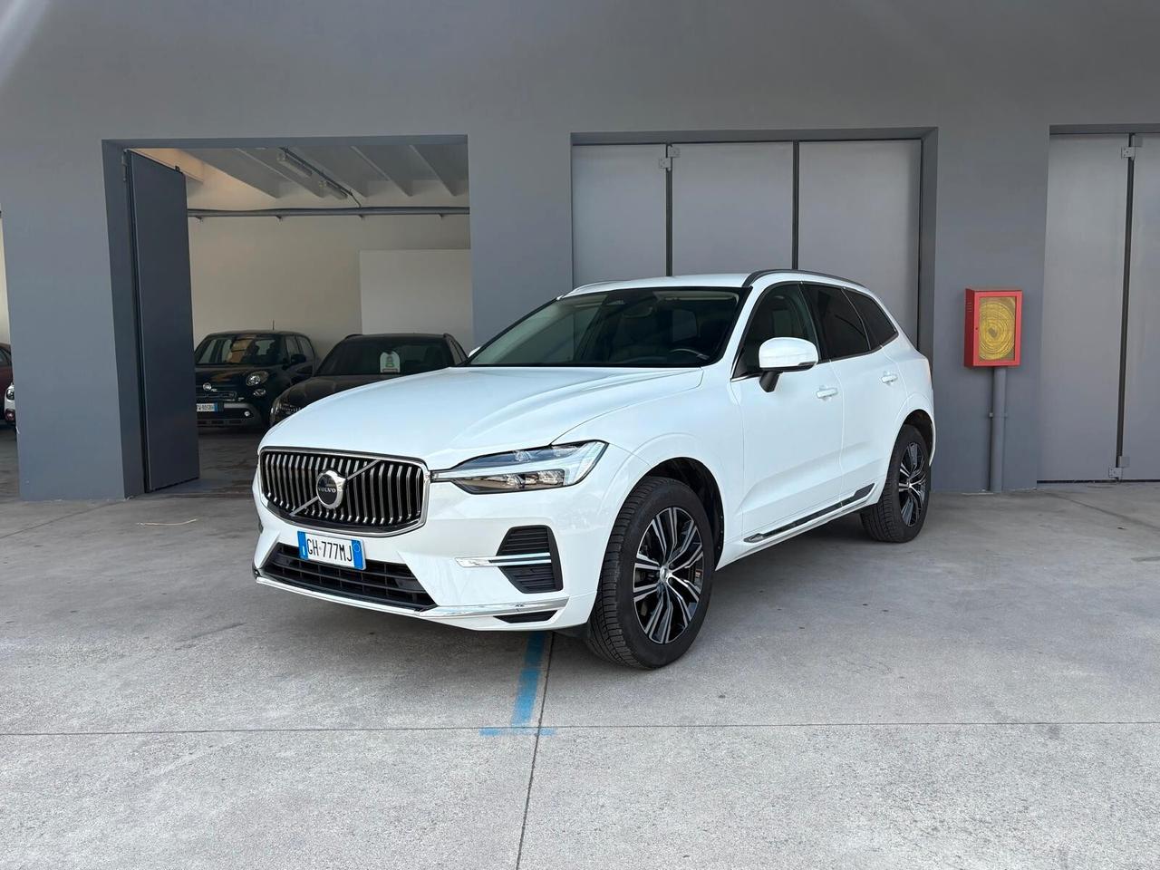 Volvo XC 60 B4 (d) automatico Plus Bright