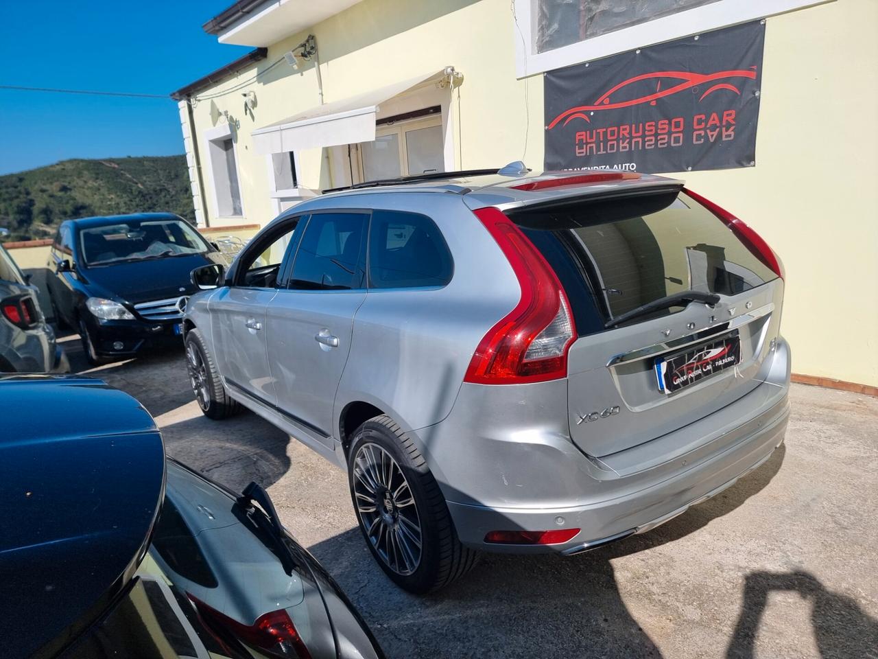 Volvo XC 60 XC60 D5 AWD Momentum