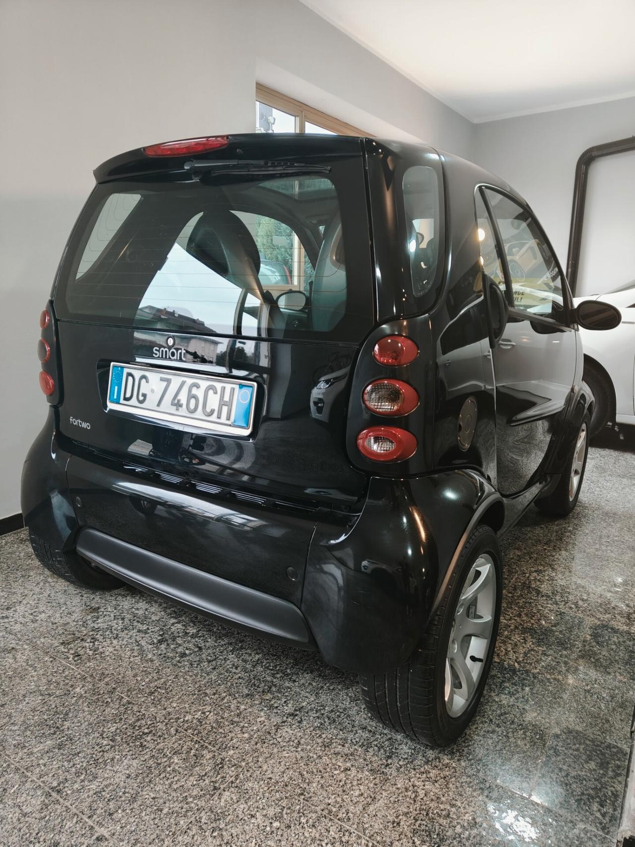 Smart ForTwo 700 coupé pulse (45 kW)