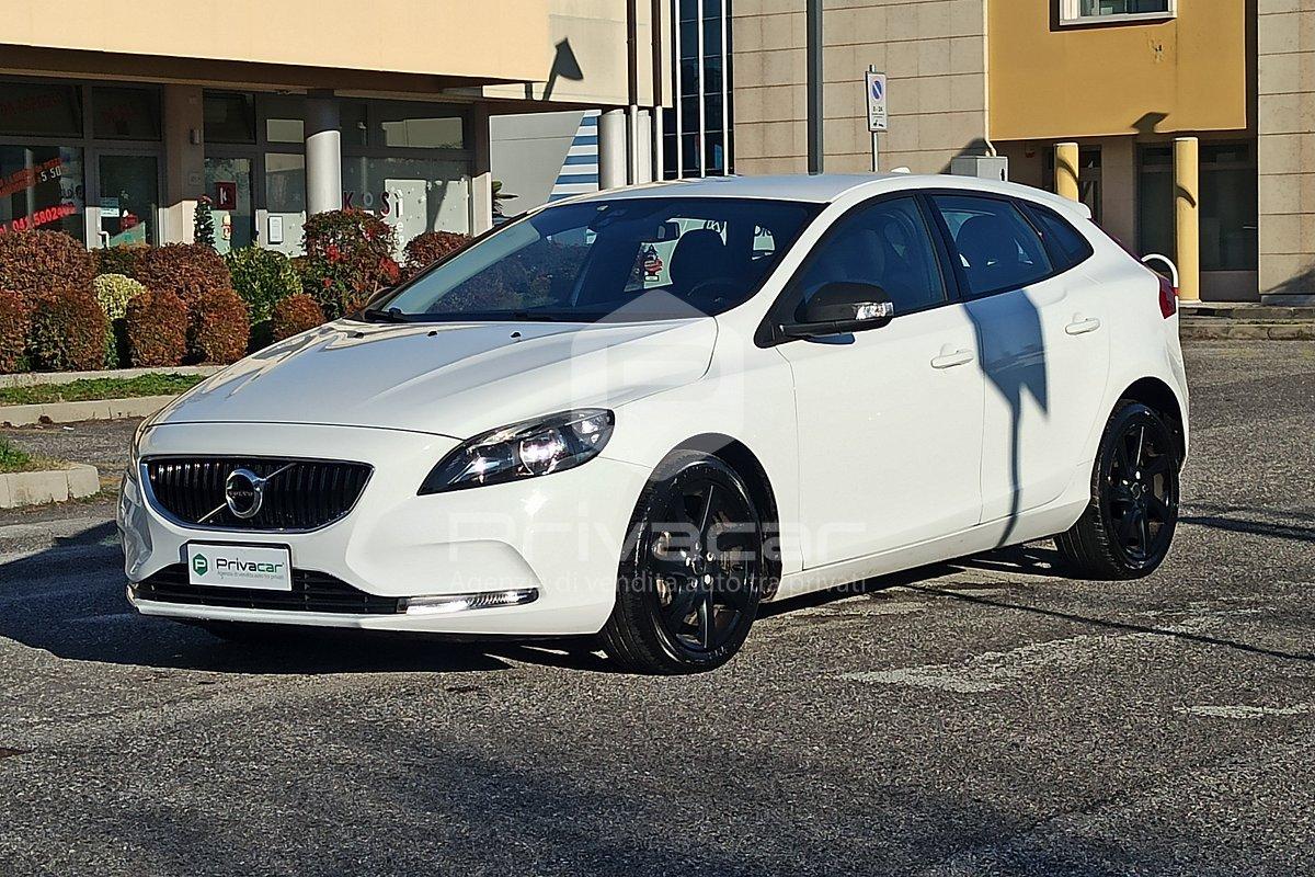 VOLVO V40 D2 Kinetic
