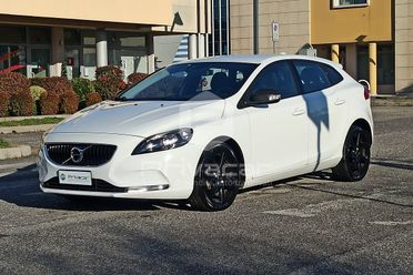 VOLVO V40 D2 Kinetic