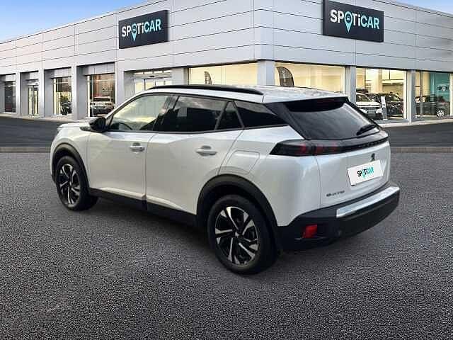 Peugeot 2008 motore elettrico 136 CV Allure