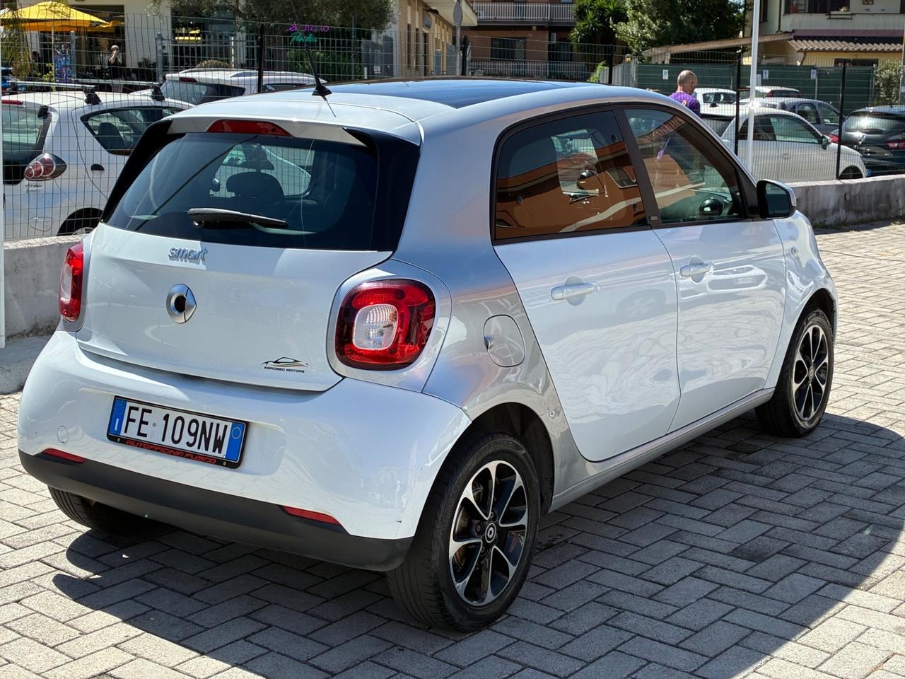 Smart ForFour