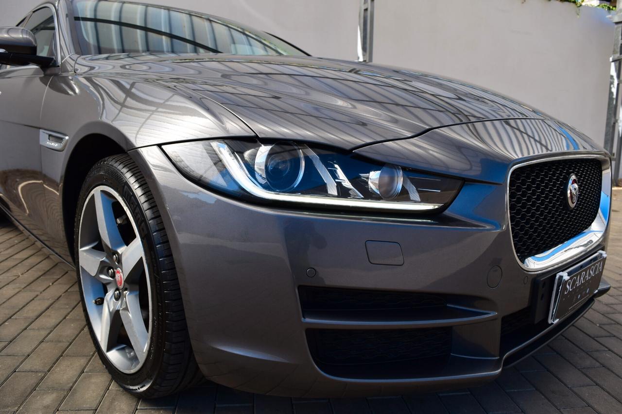 Jaguar XE 2.0 D 180 cv Automatica Prestige