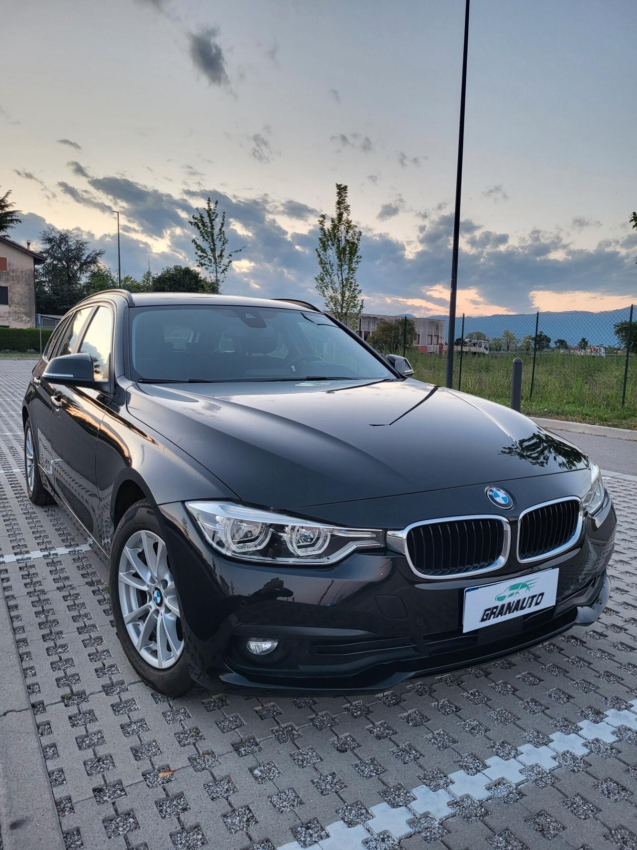 Bmw 320d xDrive Touring Business Advantage