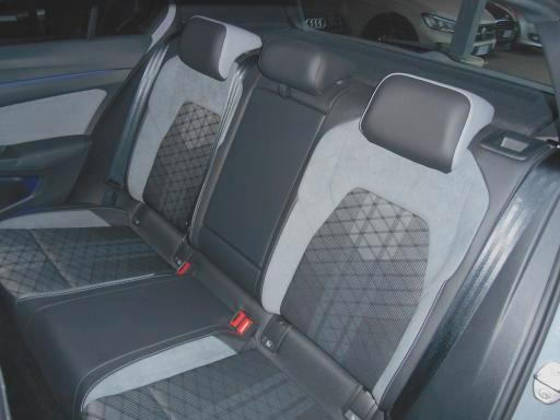 Volkswagen Golf 1.5 tsi evo R-Line 130cv SEDILI A GUSCIO